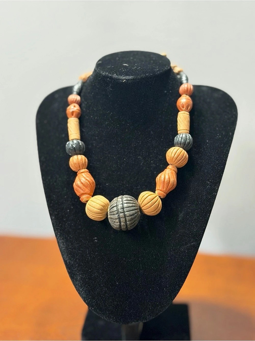 Beaded Necklace in Orange & Black Like New
